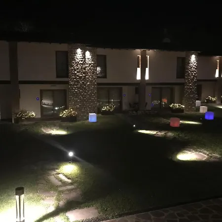 Borgo Rossi Farm stay La Strada