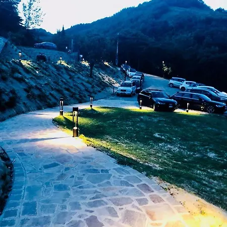 Farm stay Borgo Rossi *