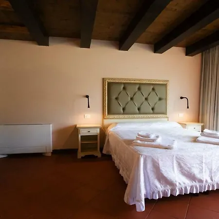Borgo Rossi ファームステイ