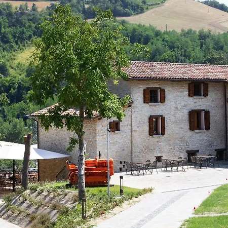Borgo Rossi Farm stay La Strada