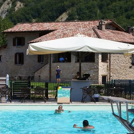 Borgo Rossi * La Strada