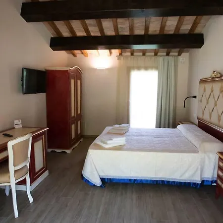 Farm stay Borgo Rossi *