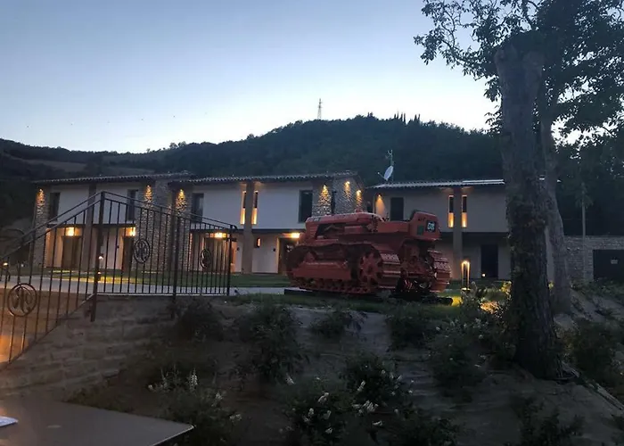 Borgo Rossi * La Strada