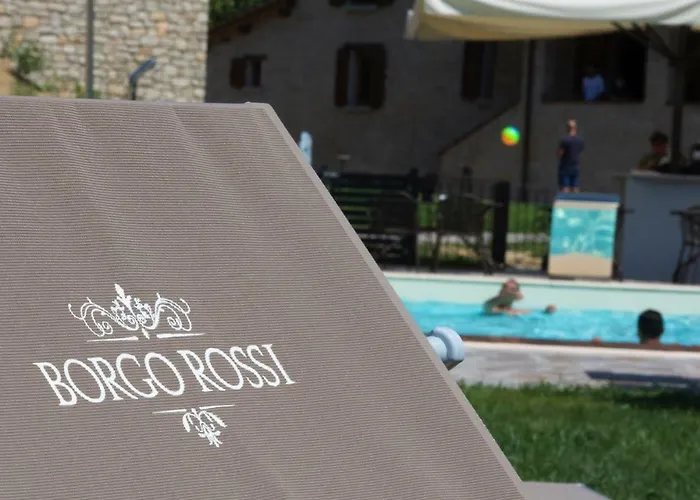 Borgo Rossi La Strada