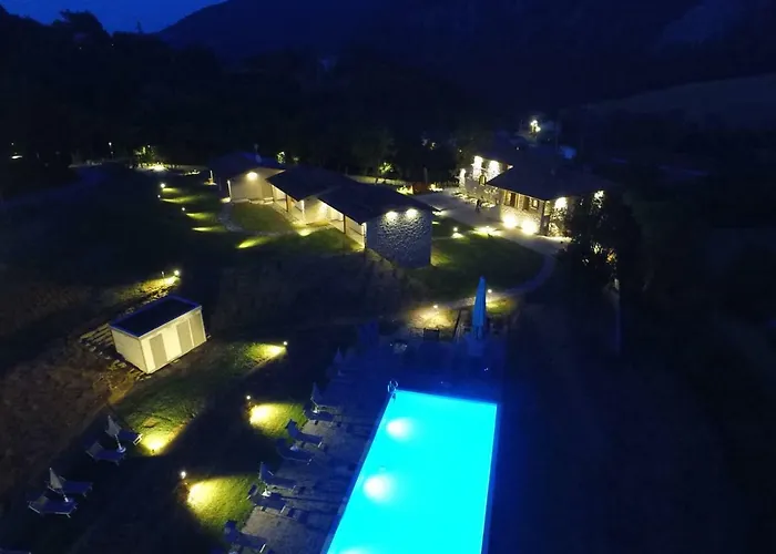 Borgo Rossi * La Strada